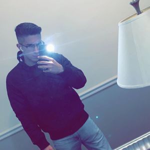 Meet your Posher, João